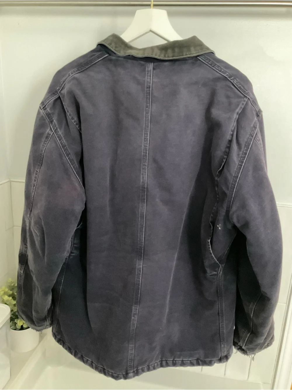 Vintage Carhartt Distressed Chore Jacket Navy Blue Mens Size L C26 MDT